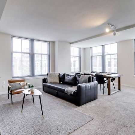Fantastic 2 Bedroom Condo At Pentagon City Арлингтън Екстериор снимка