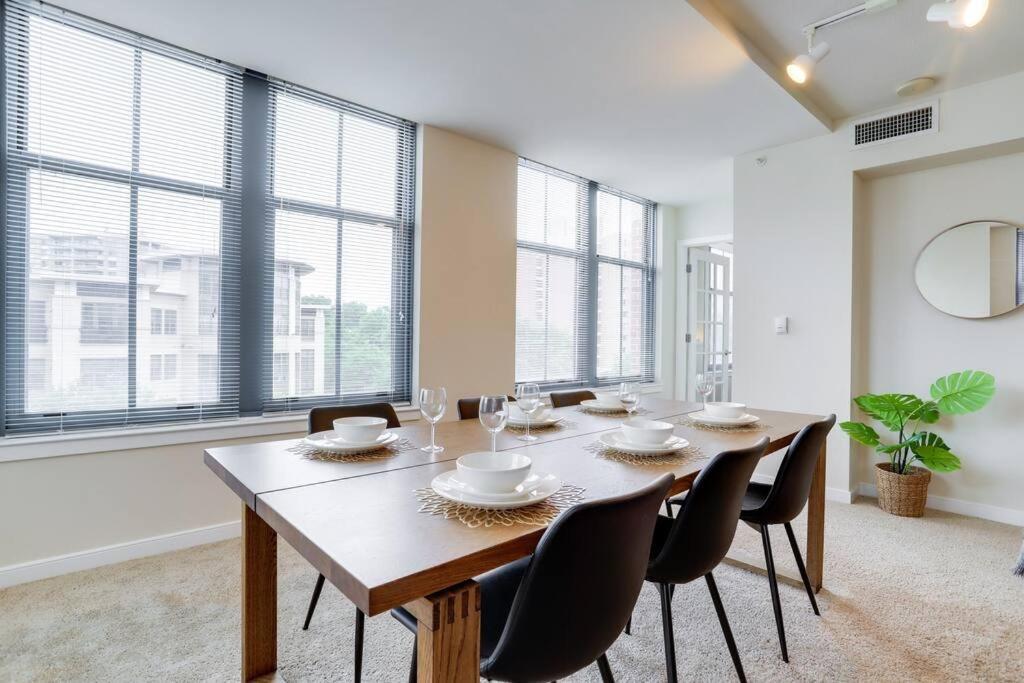 Fantastic 2 Bedroom Condo At Pentagon City Арлингтън Екстериор снимка